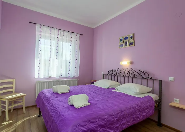 2 Bedroom In *