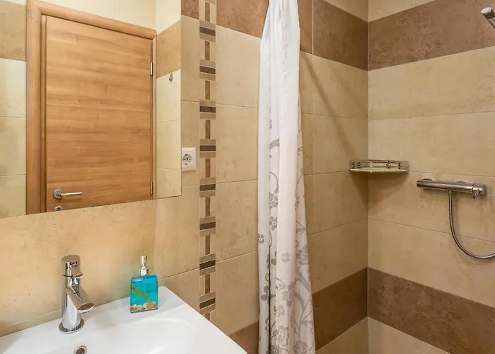 2 Bedroom In