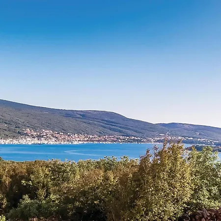 2 Bedroom In Kornić